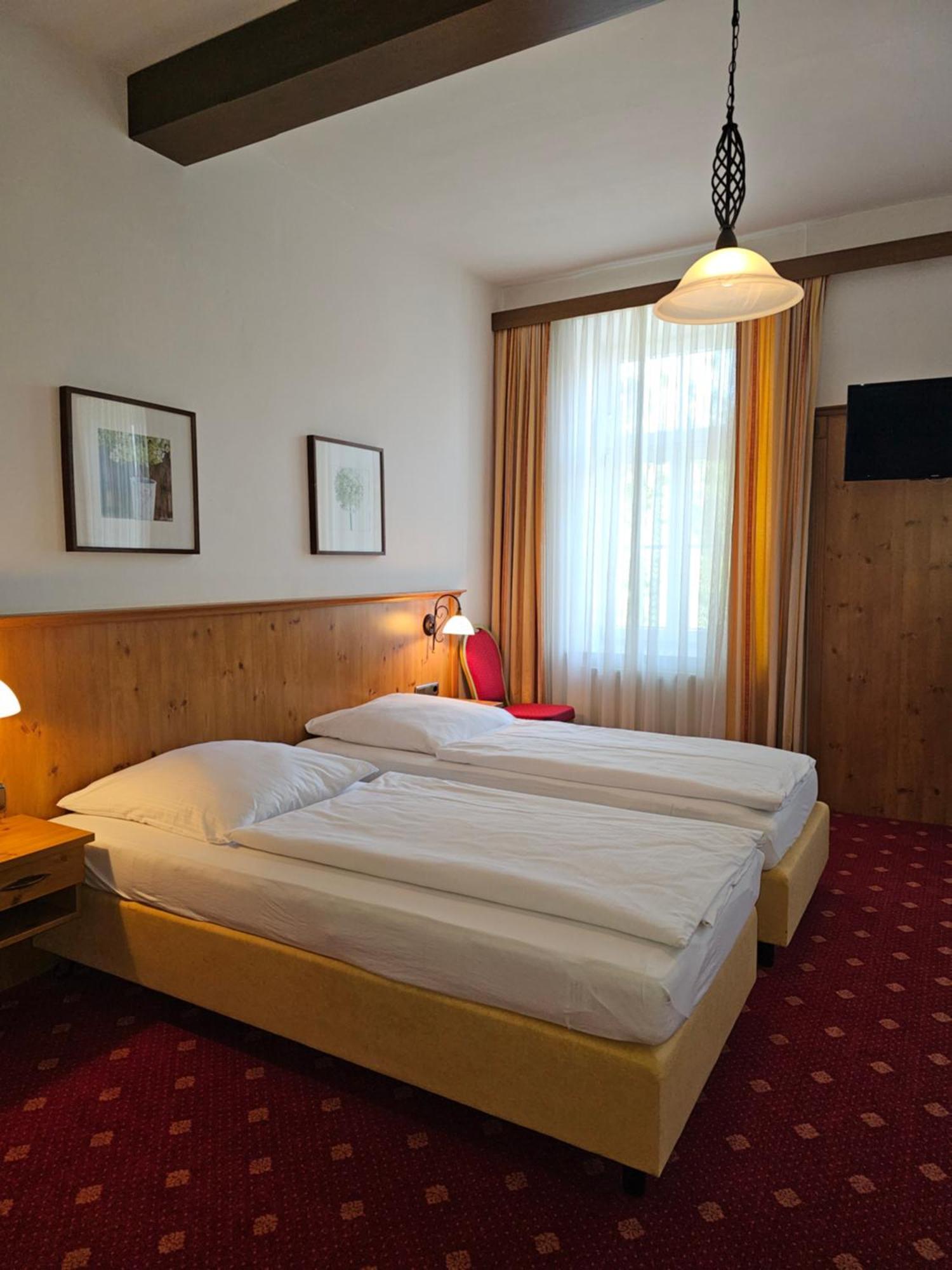 Gasthof Klement Isen Bagian luar foto
